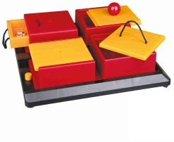 Trixie Interactive Game Poker Box 1