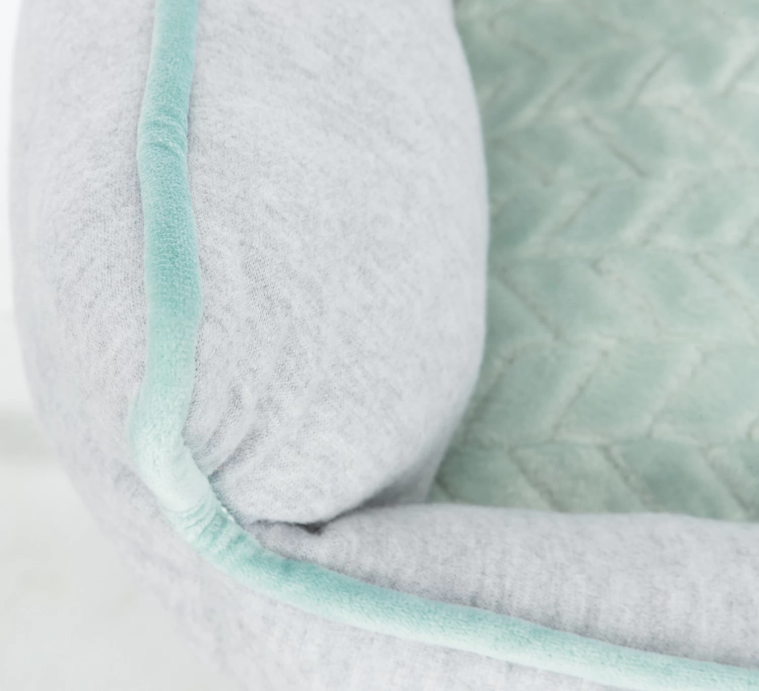 Trixie Junior Square Bed Gray And Mint Green 8 Trixie Junior Square Bed Gray And Mint Green - Image 6