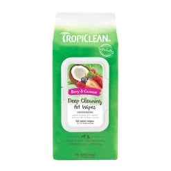TropiClean Wipes For Deep Cleaning Red Fruits In Dogs And Cats