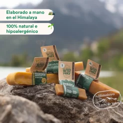 Wild Balance Teether Natural Yak Milk In The Himalayas With Turmeric For Dogs -Dog Supplies Sale Store wild yaky mordedor barrita leche yak himalaya curcuma 2 min 63733b7266ce8